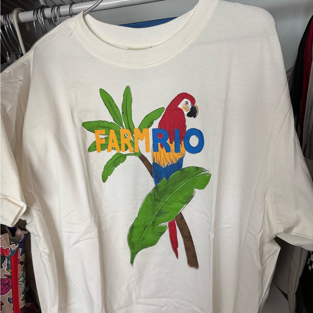 NWT Farm Rio Parrot Tee. XL. Oversized.